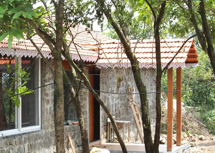 Eshi Resorts And Restaurant - Bhimashankars Jungle Luxury Resort